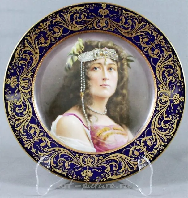 Decorative items
