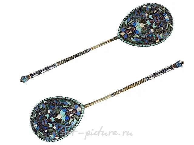 PAIR OF RUSSIAN SILVER AND CLOISONNE ENAMEL SPOON