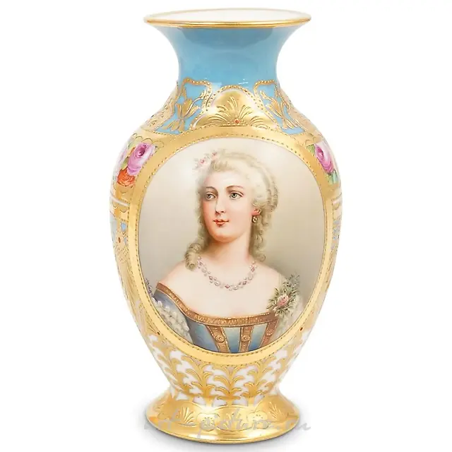 Фарфоровая ваза Royal Vienna с портретом "Una Gitana"
