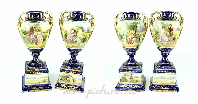 Кубки в стиле Royal Vienna 'Musik' с изображением классических фигур