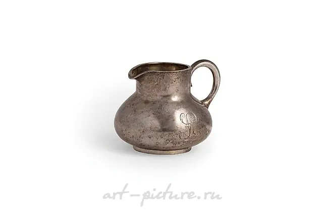 Серебряный молочник, Москва, 1890 год