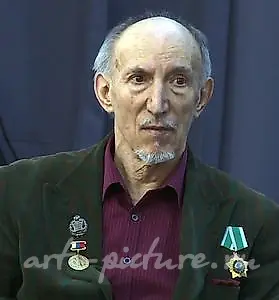 Попов Анатолий Илларионович