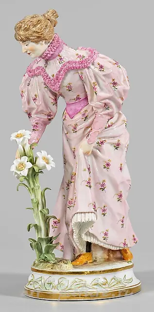 Art Nouveau Figure "Lady with Lilies"