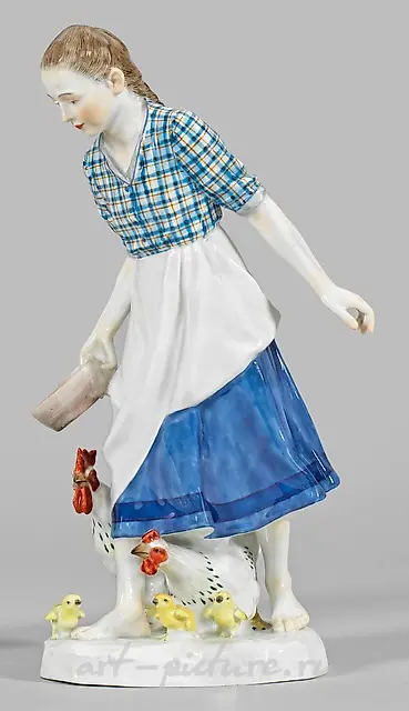 青年风格雕塑《鸡女仆》