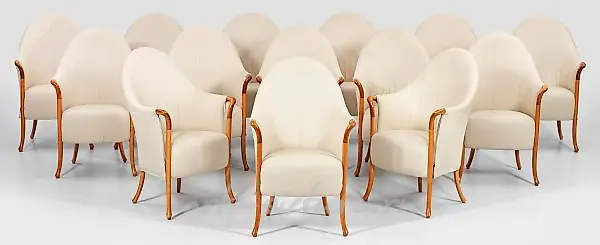 乔吉蒂（Giorgietti）的“Progetti”系列是一套丰富多样的椅子组合。