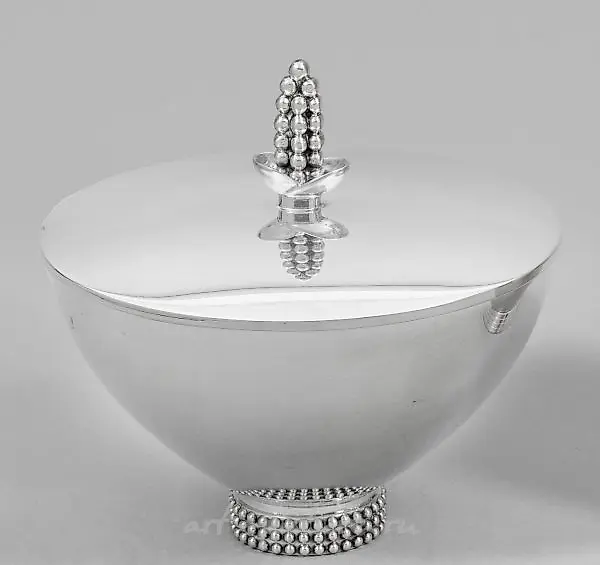 Elegant Art Deco Bonbonniere