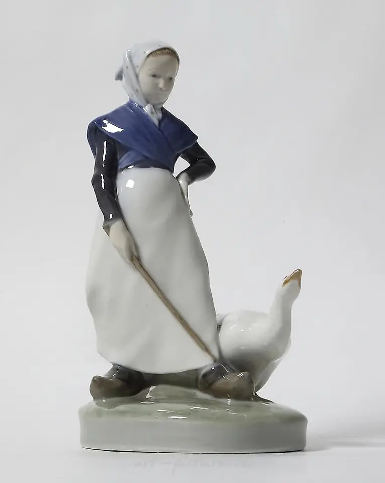 Пастушка. Дания, г. Копенгаген, Royal Copenhagen, 1928-1935 гг.