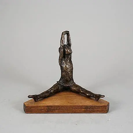 Бронзовая статуэтка. "Гимнастка" Дания, Royal Copenhagen. Автор Sterett-Gittings Kelsey (США, г. р. 1941) — фото 2
