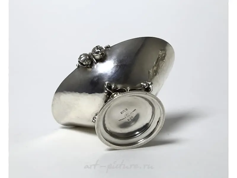 Серебряная вазочка в стиле арт нуво. Дания, г. Копенгаген, Georg Jensen, 1933-1944 гг. — фото 3