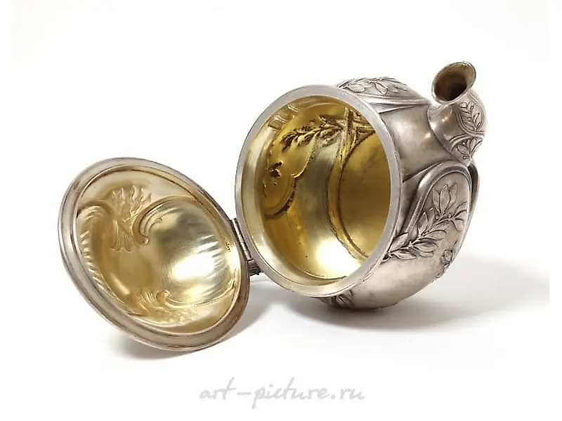 Silver teapot by K. Fabergé, 1908-1926. — photo 5