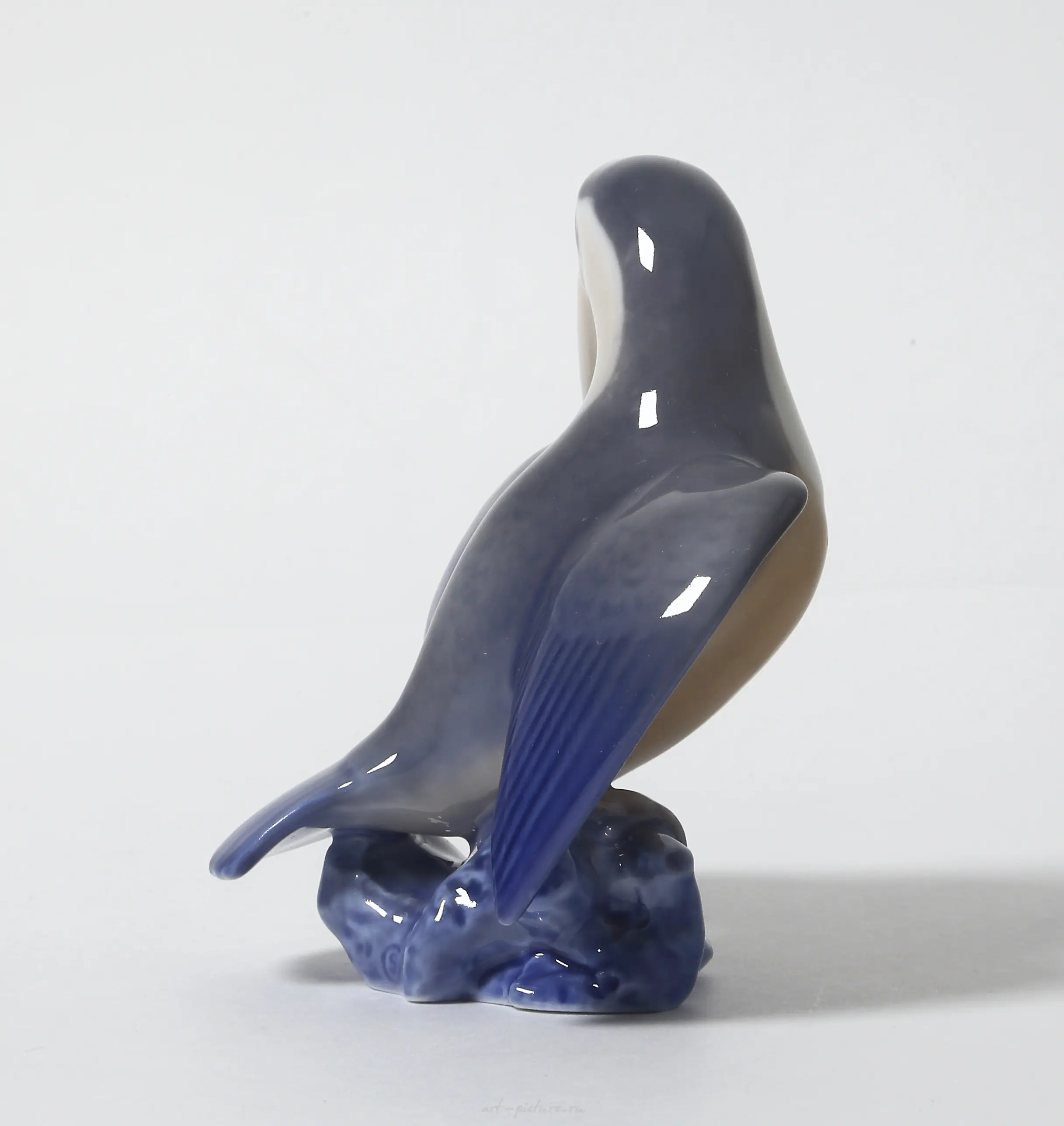 Toucan. Denmark, Copenhagen, Royal Copenhagen. — photo 4