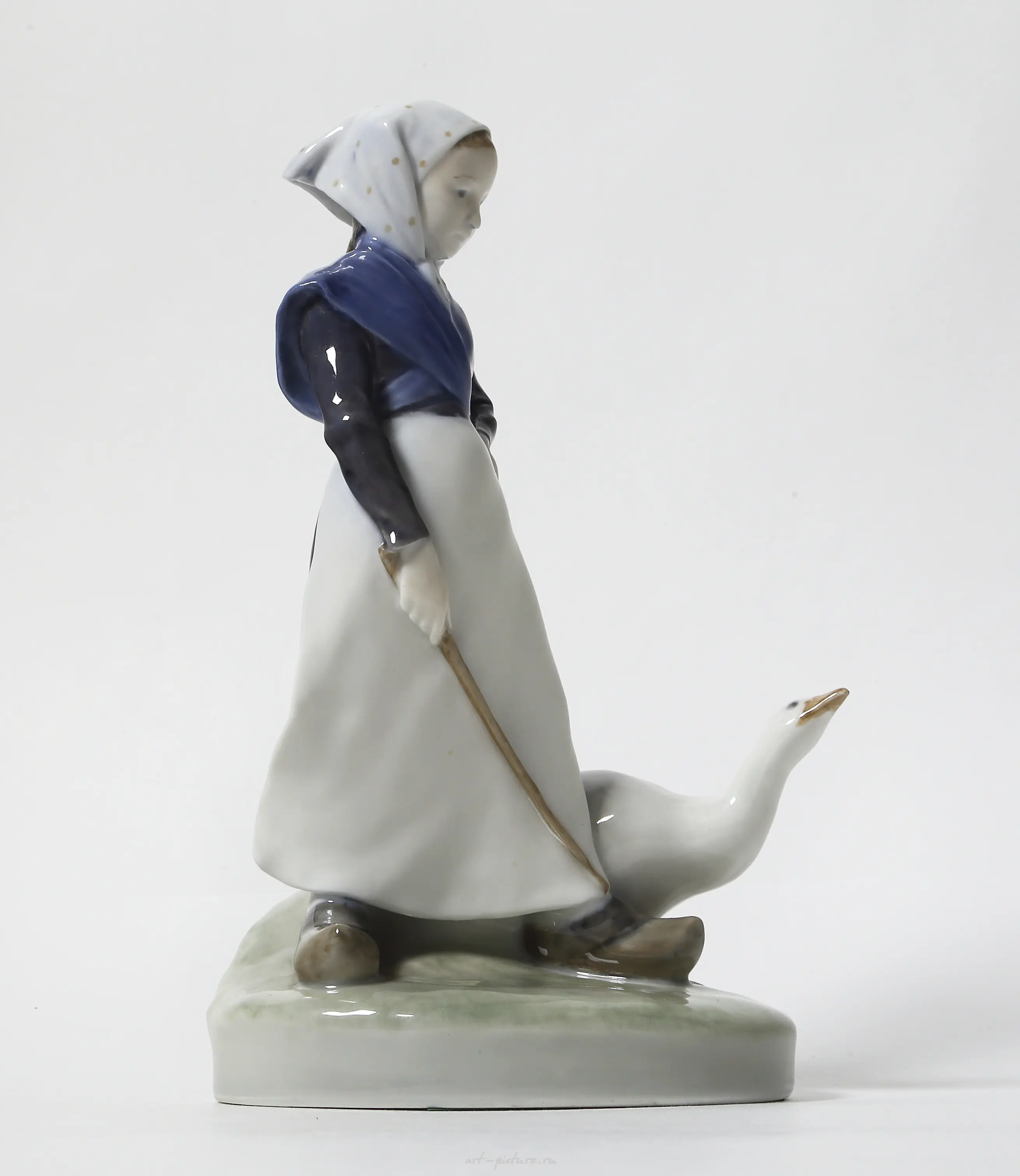 Shepherdess. Denmark, Copenhagen, Royal Copenhagen, 1928-1935. — photo 5