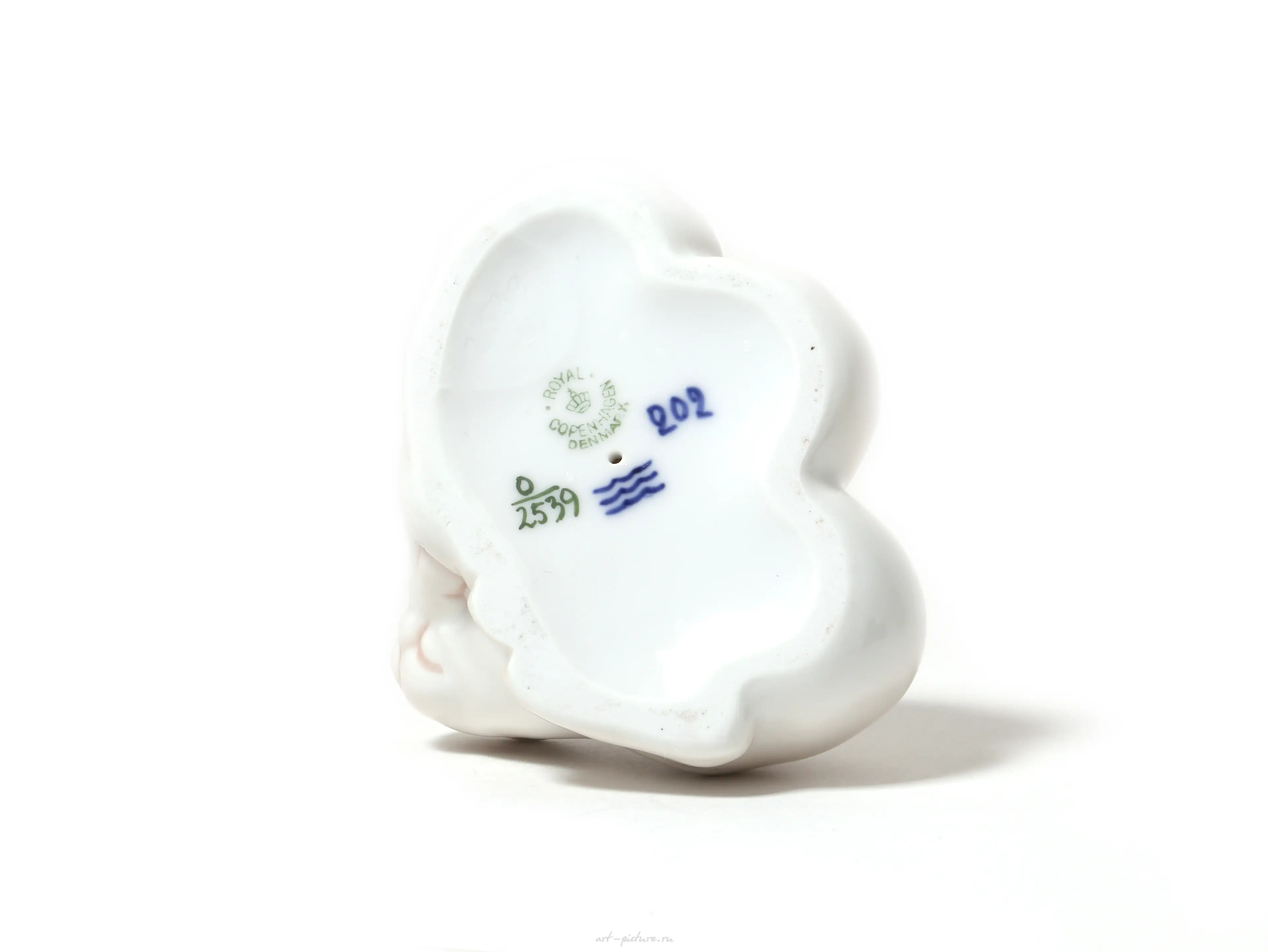 兔子。丹麦，哥本哈根，皇家哥本哈根，1923-1928年。 — 照片 5