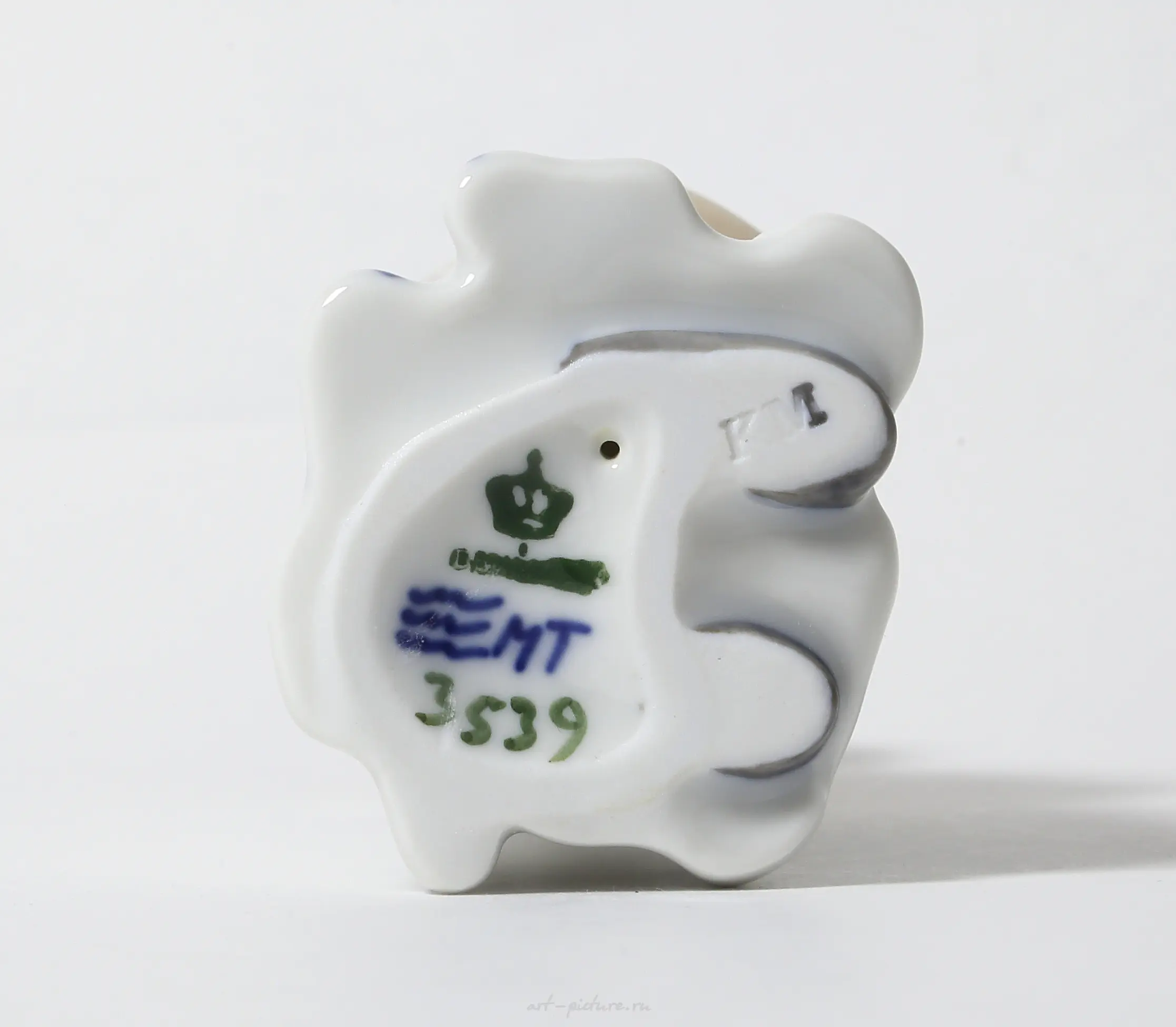 女孩与洋娃娃。丹麦，哥本哈根，皇家哥本哈根 — 照片 7