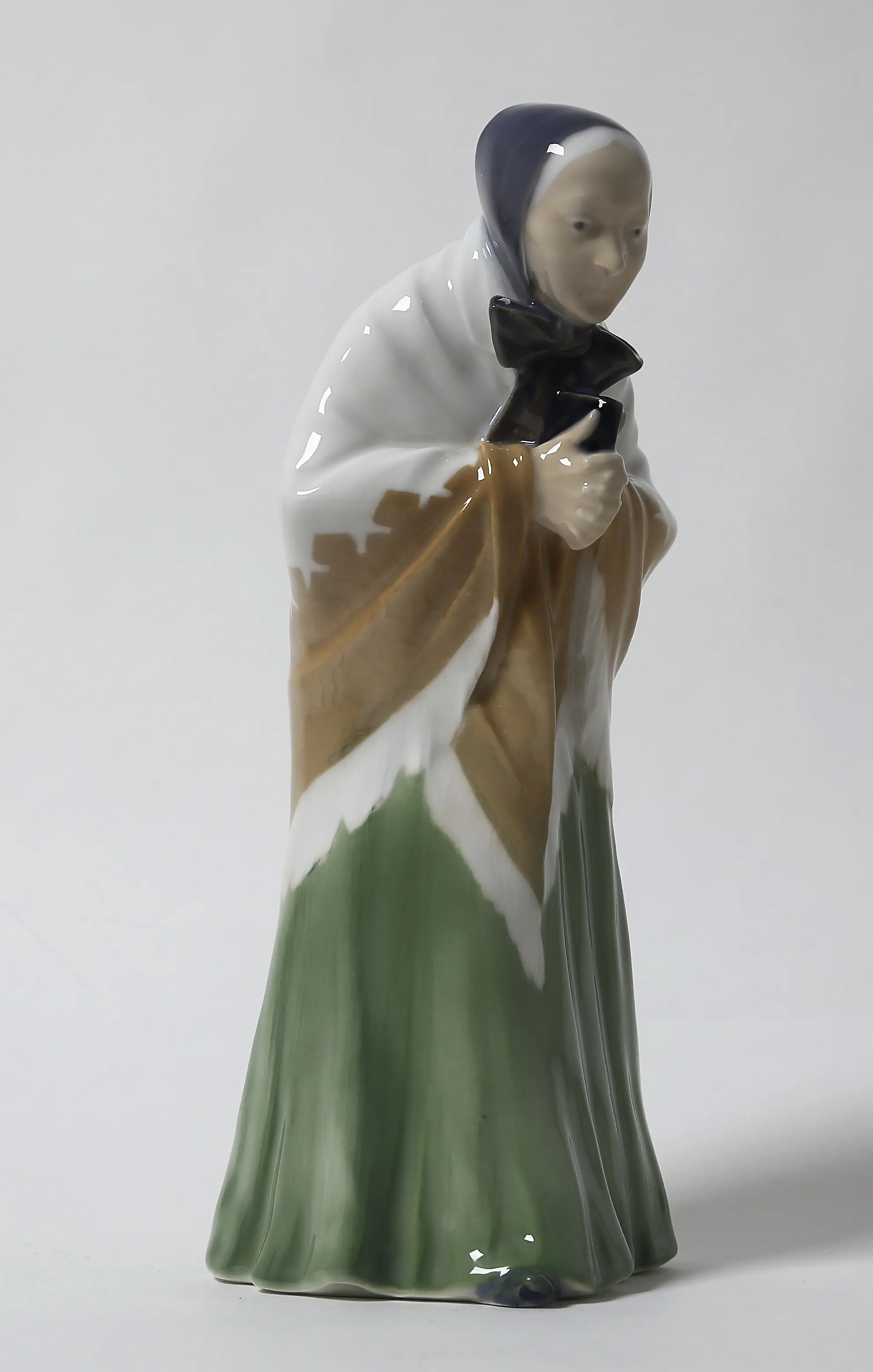 The translation of the text is: "Parishioner. Denmark, Copenhagen, Royal Copenhagen." — photo 2