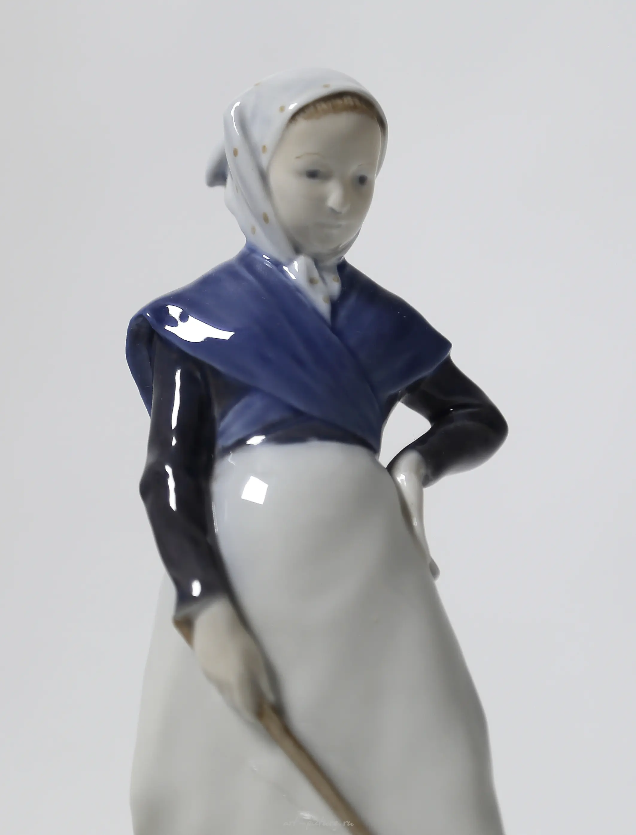 Shepherdess. Denmark, Copenhagen, Royal Copenhagen, 1928-1935. — photo 3