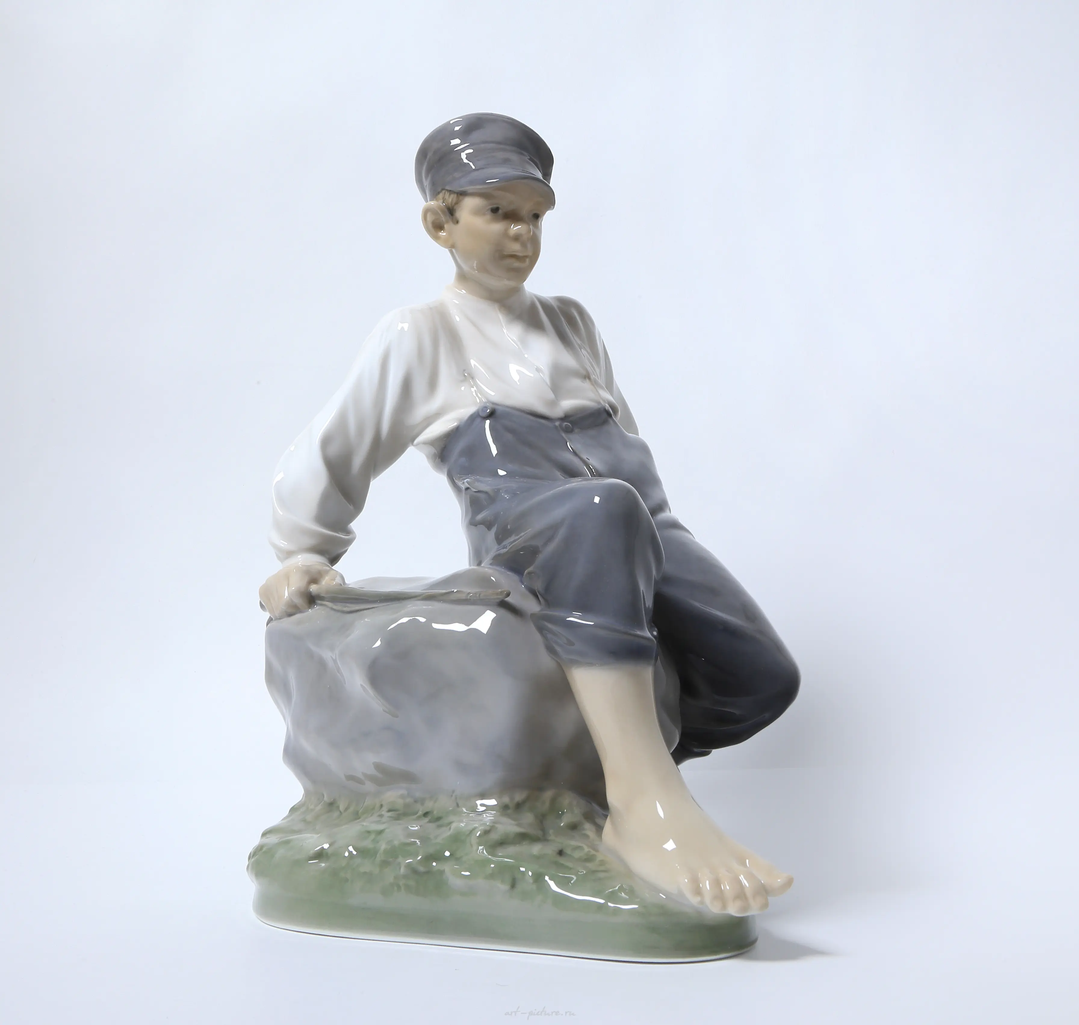"Boy on a stone. Denmark, Copenhagen, Royal Copenhagen." — photo 3