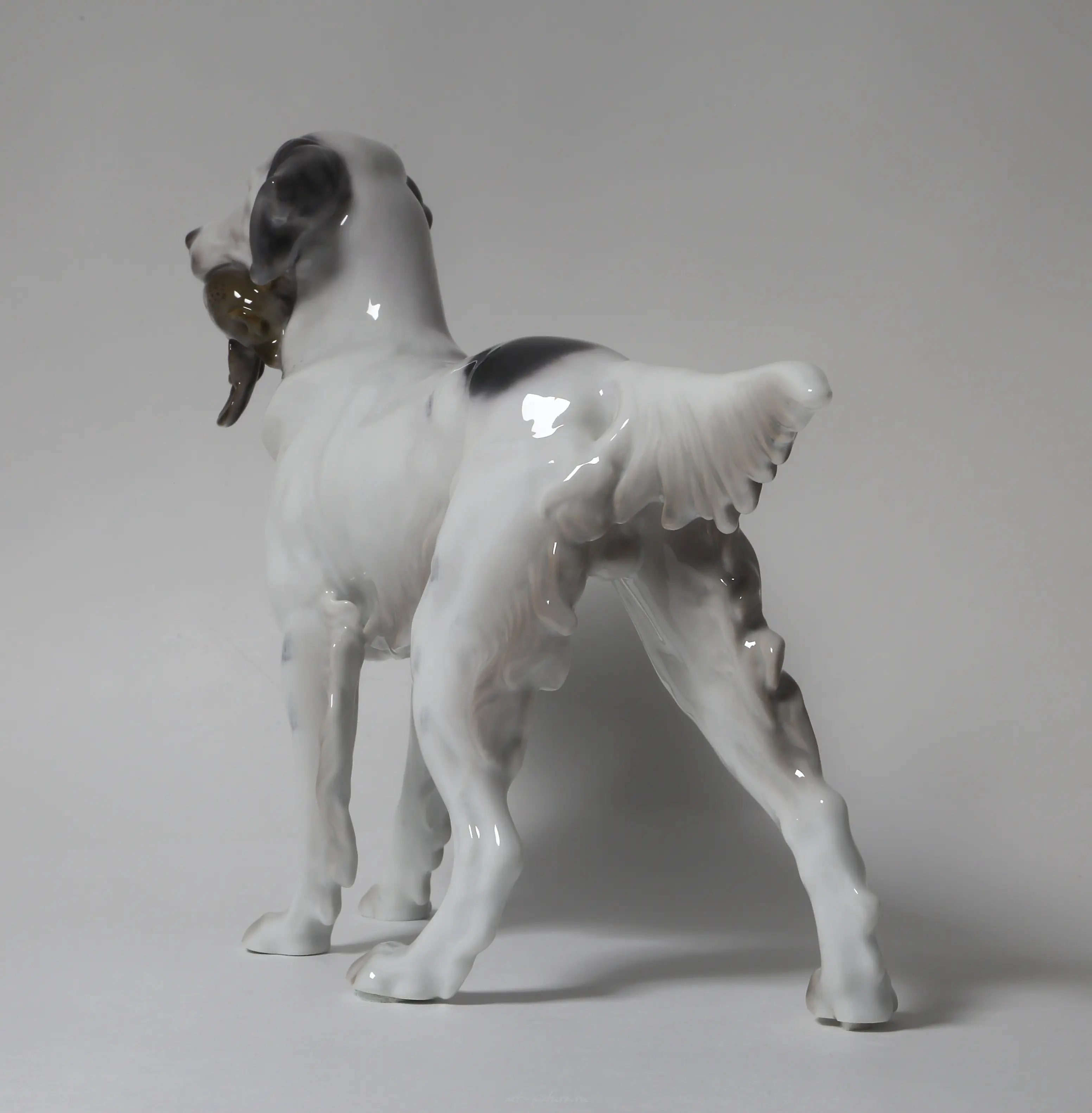 Setter with a partridge. Denmark, Copenhagen, Bing & Grondahl. — photo 7