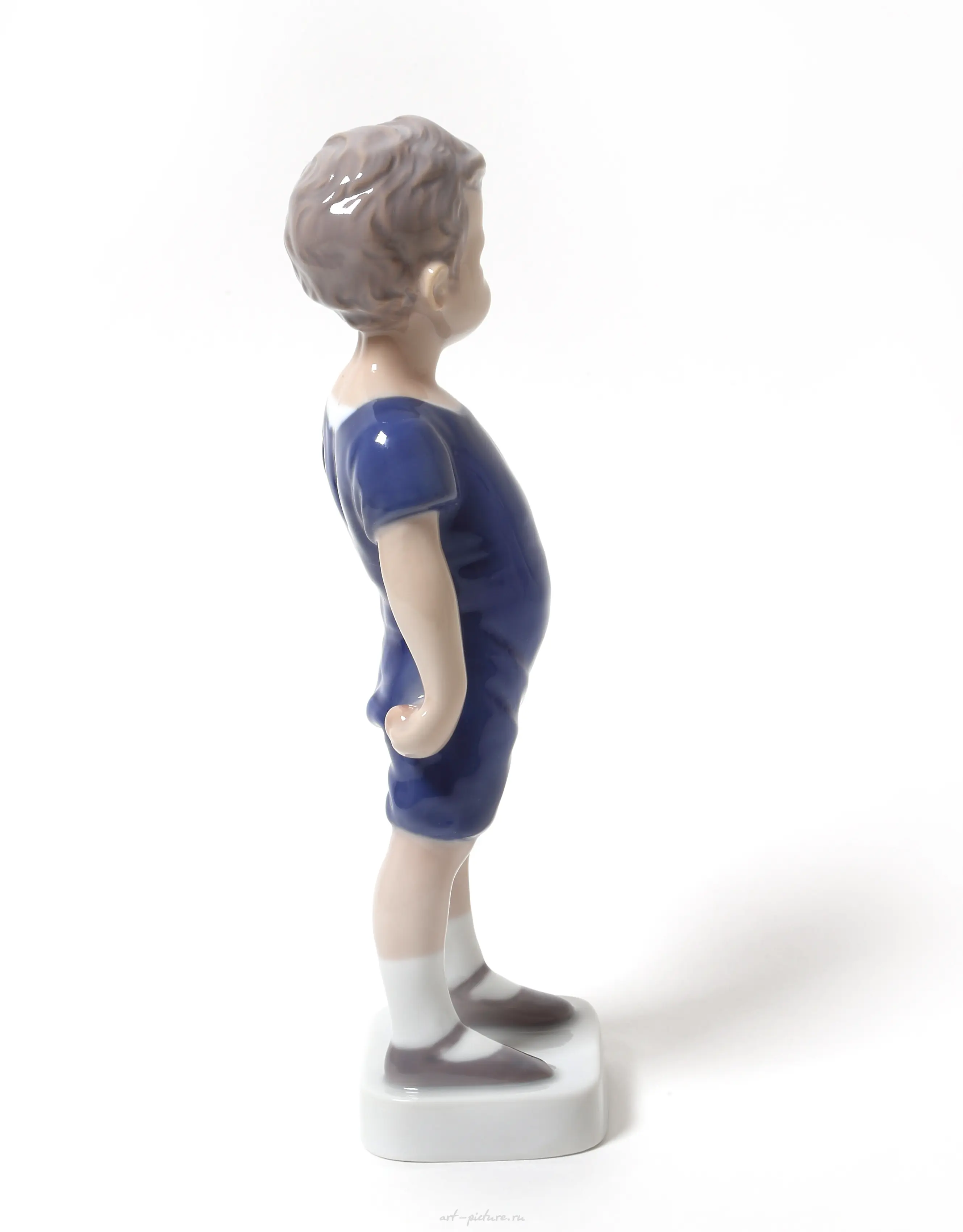 "Kai. A standing boy in shorts. Denmark, Copenhagen, Bing & Grondahl." — photo 3