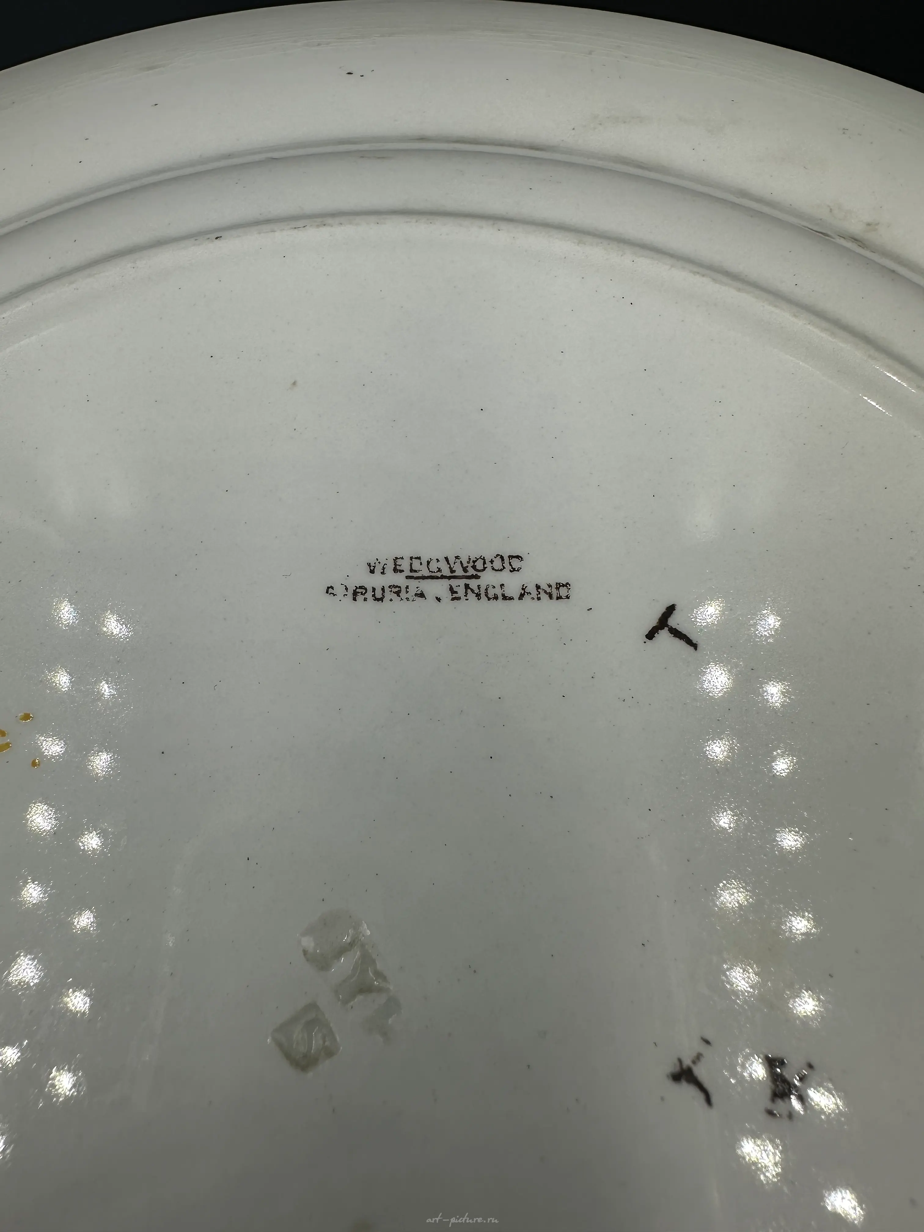 СТАРИННАЯ РУССКАЯ ФАРФОРОВАЯ ТАРЕЛКА ВЕДЖВУД Wedgwood, РУЧНАЯ РОСПИСЬ — фото 2