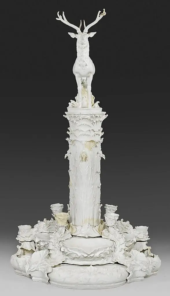 A unique, monumental deer fountain for the "Porcelain Palace" at the Leipzig Spring Fair 1921. — photo 2