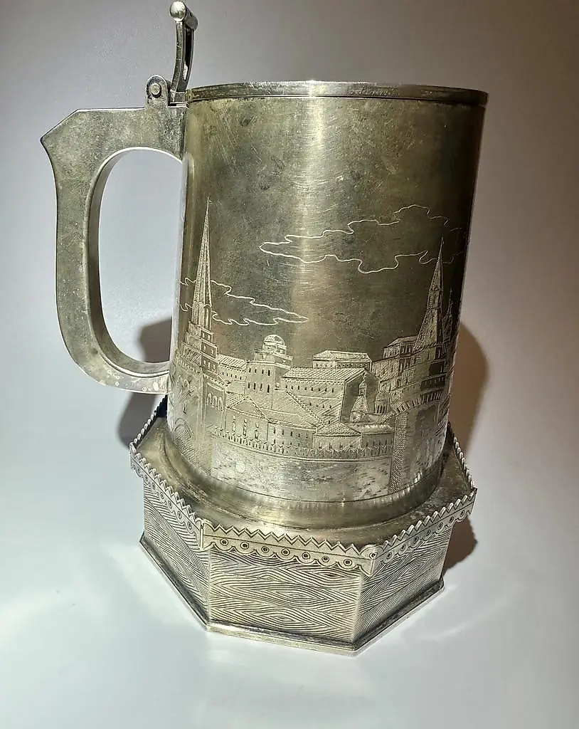 "Presentation mug with views of Moscow, silver, 5th artel." — photo 3