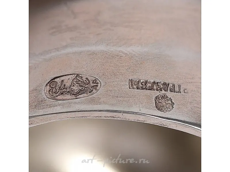 Silver cup in the shape of a ladle. (also known as a korchik) Russia, 1899-1908, made by the "Brothers Grachev" company. — photo 3