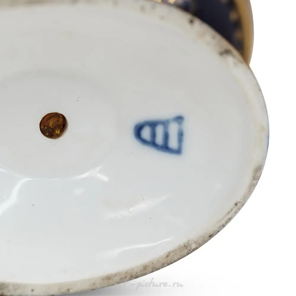 Antique Royal Vienna Porcelain Grouping — photo 7