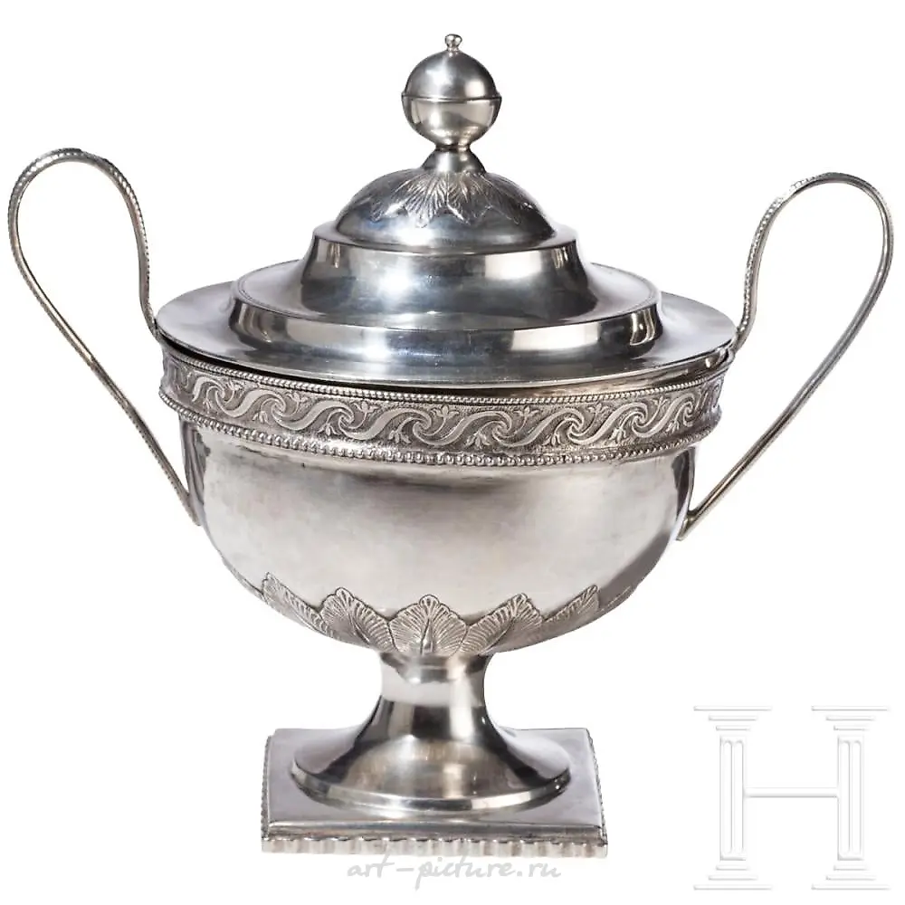Серебряная чаша