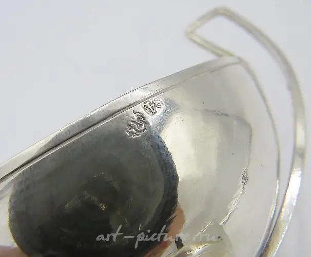 A Russian silver two handled boat shaped pedestal salt, approximately... — photo 2