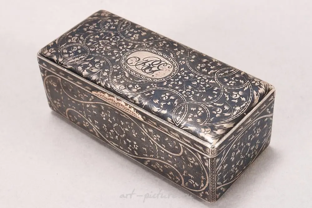19th Century Russian Silver and Niello Snuff Box