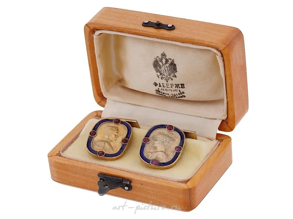 RUSSIAN NICHOLAS II GILT SILVER ENAMEL CUFFLINKS