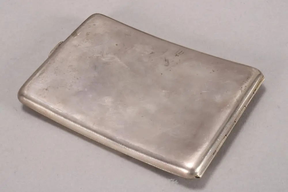Russian Silver Cigarette Box and Cover. — photo 2