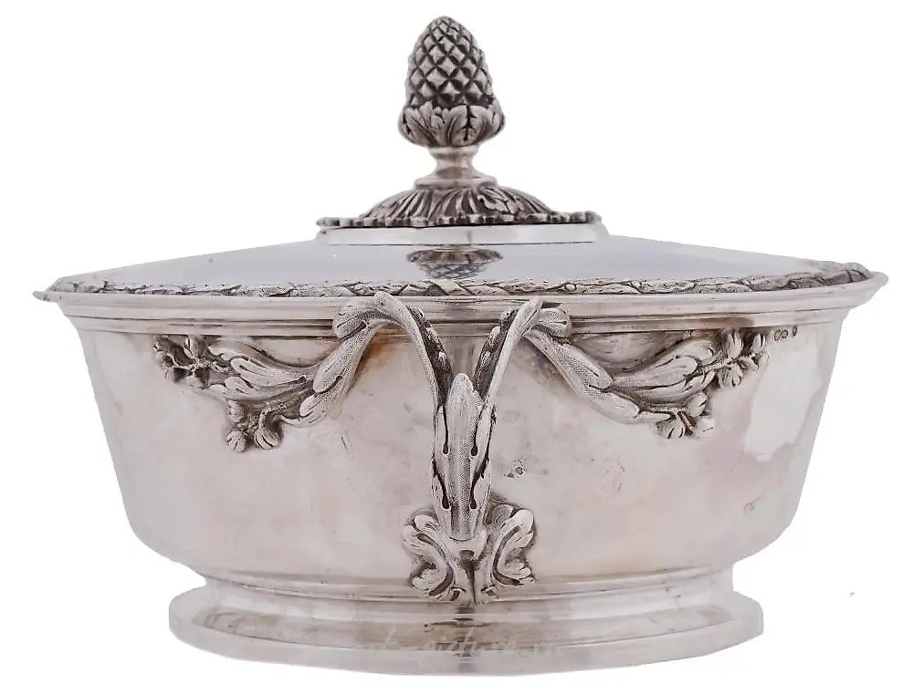 MONUMENTAL RUSSIAN SILVER GILT SOUP TUREEN WITH GEMS — photo 11
