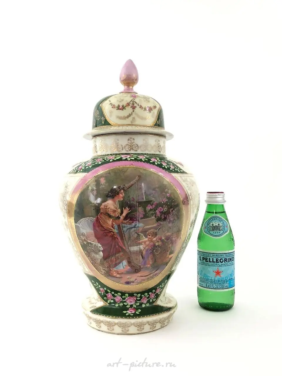 Royal Vienna Gold Gilt Vase