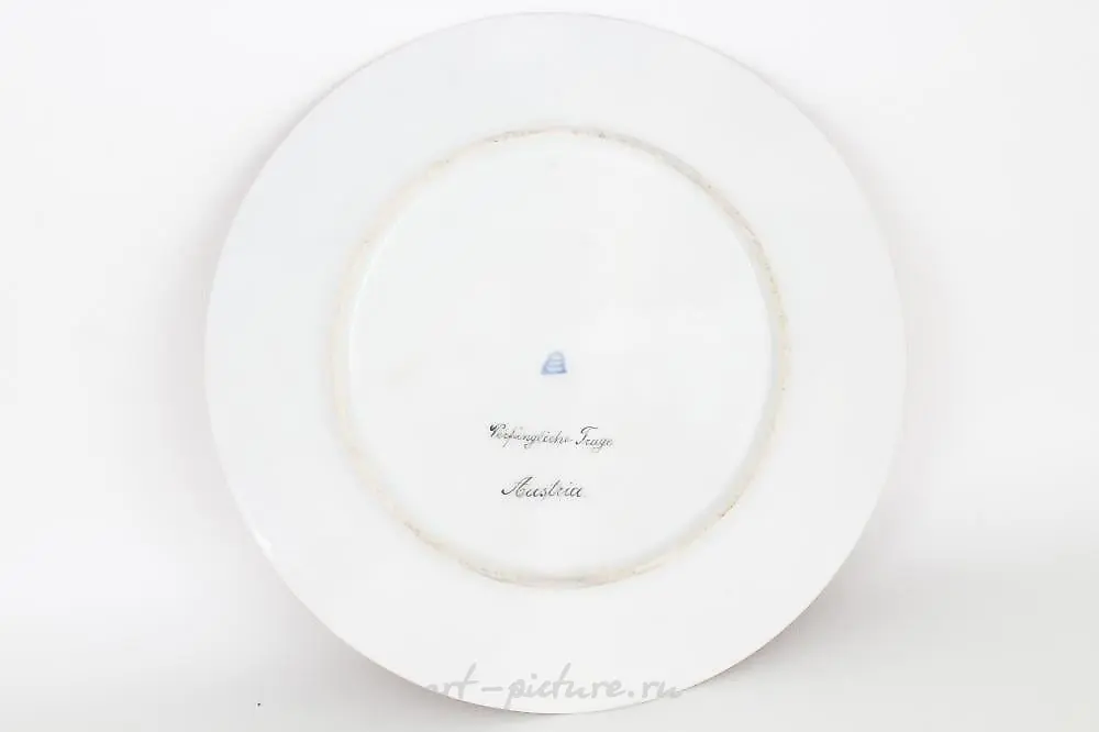 Antique Royal Vienna Porcelain Dish, Signed — photo 2