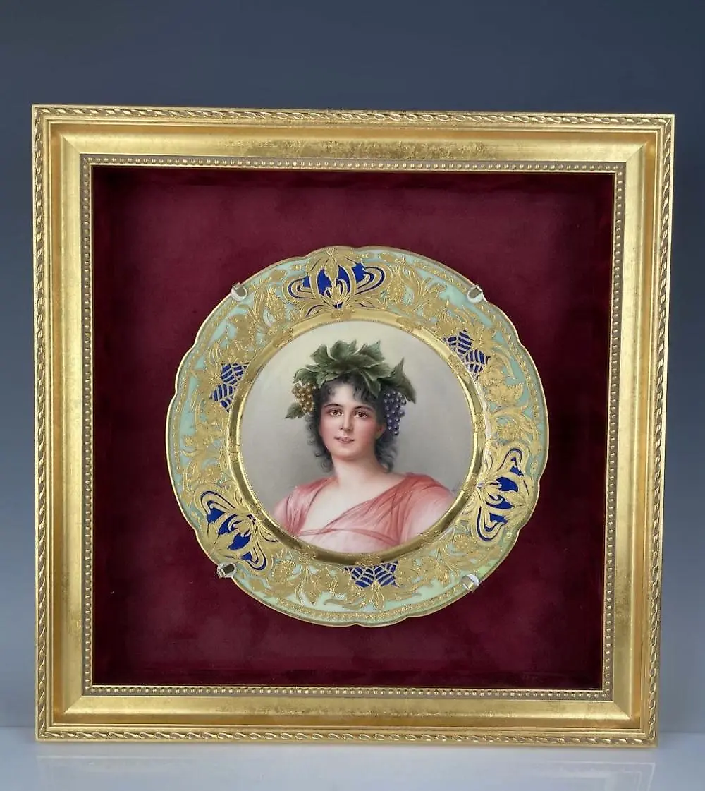 19TH C. ROYAL VIENNA PLATE SIGNED WAGNER