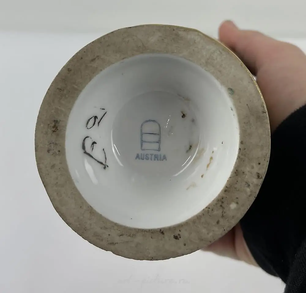 Large Antique Japanese Meji Period Peacock Vase — photo 2