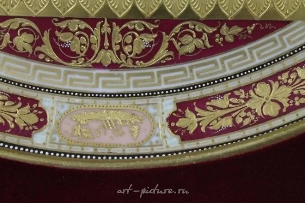 A LARGE 19TH CENTURY ROYAL VIENNA CHARGER — photo 4