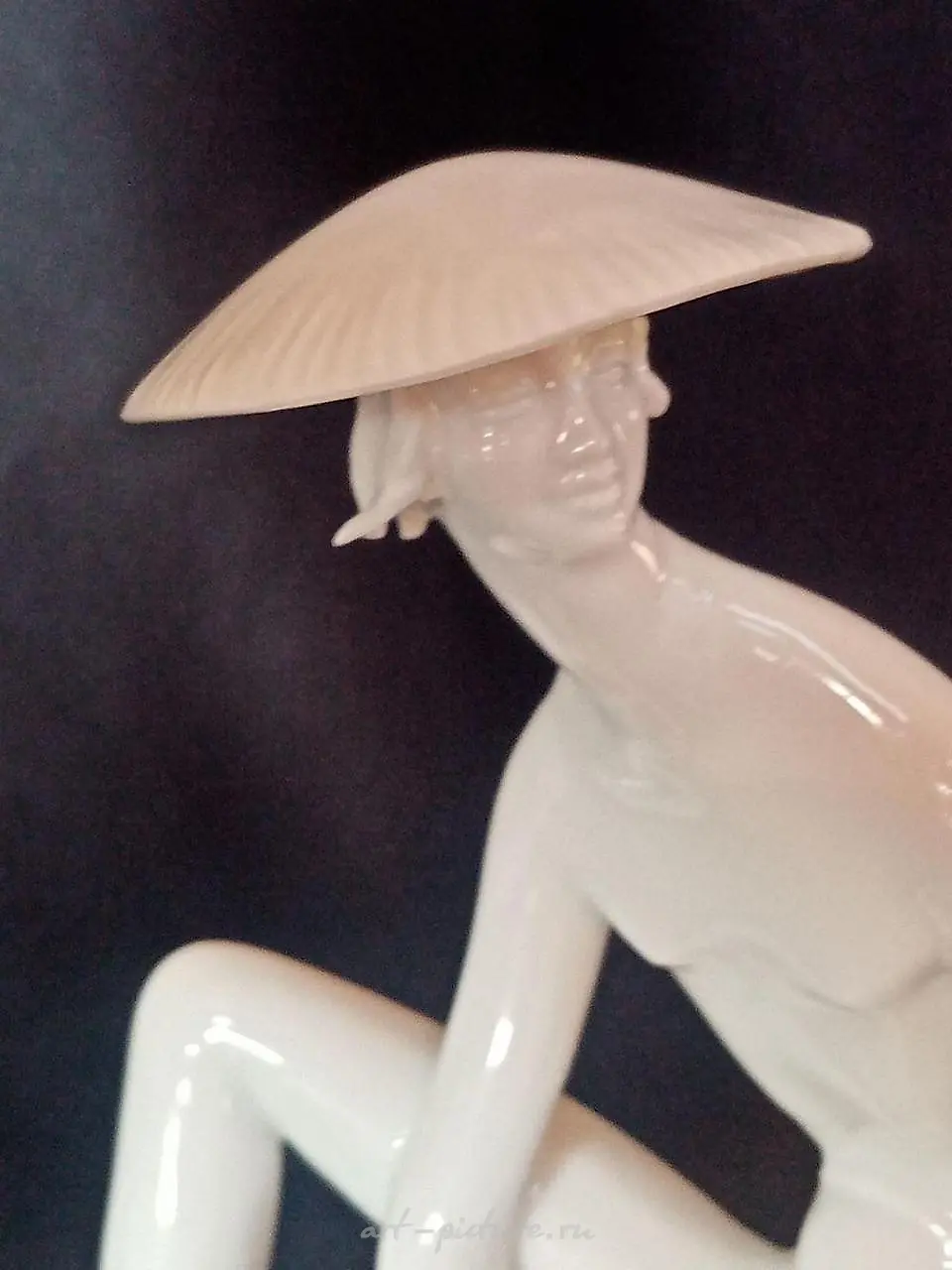 皇家维也纳-装饰艺术风格的女子裸体陶瓷雕塑 — 照片 4