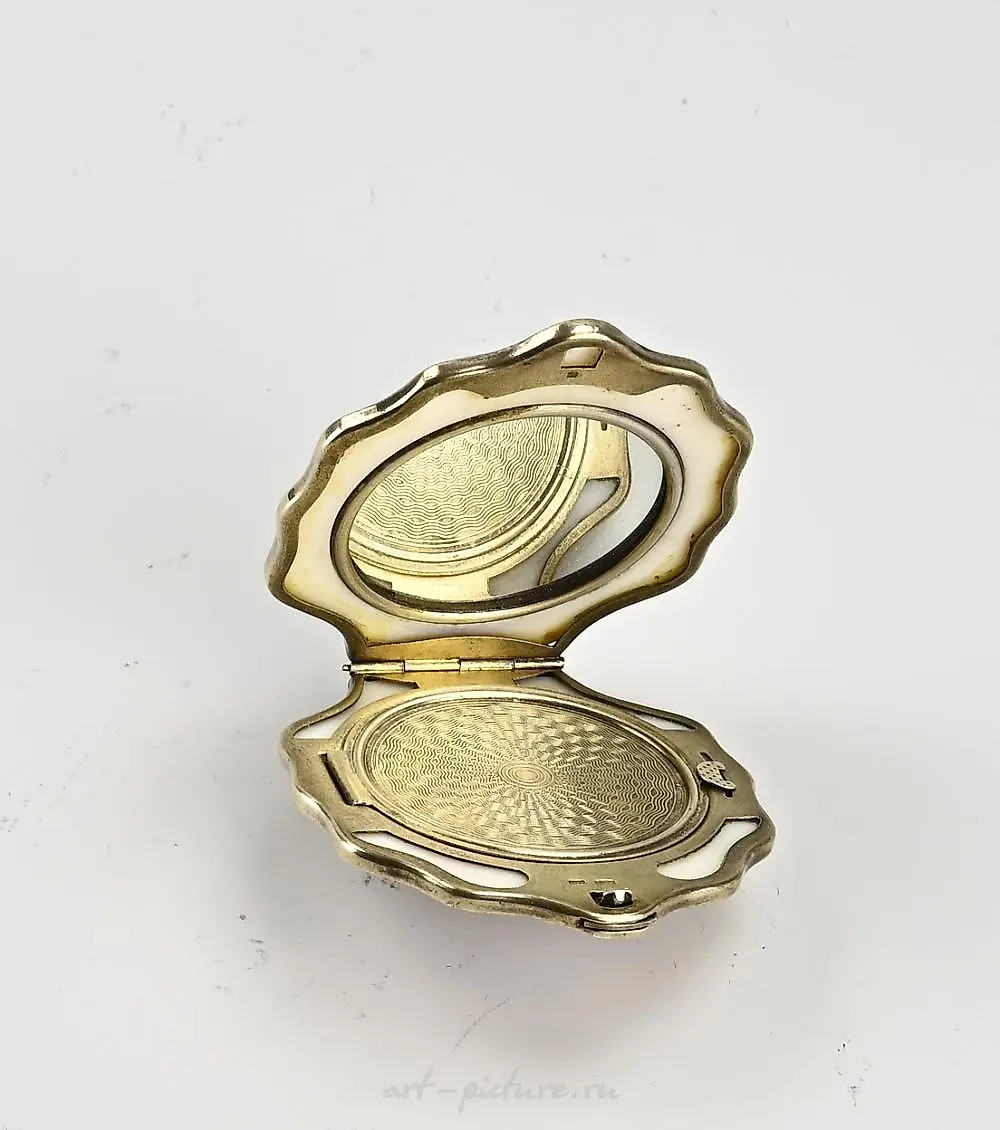 Shell box — photo 2