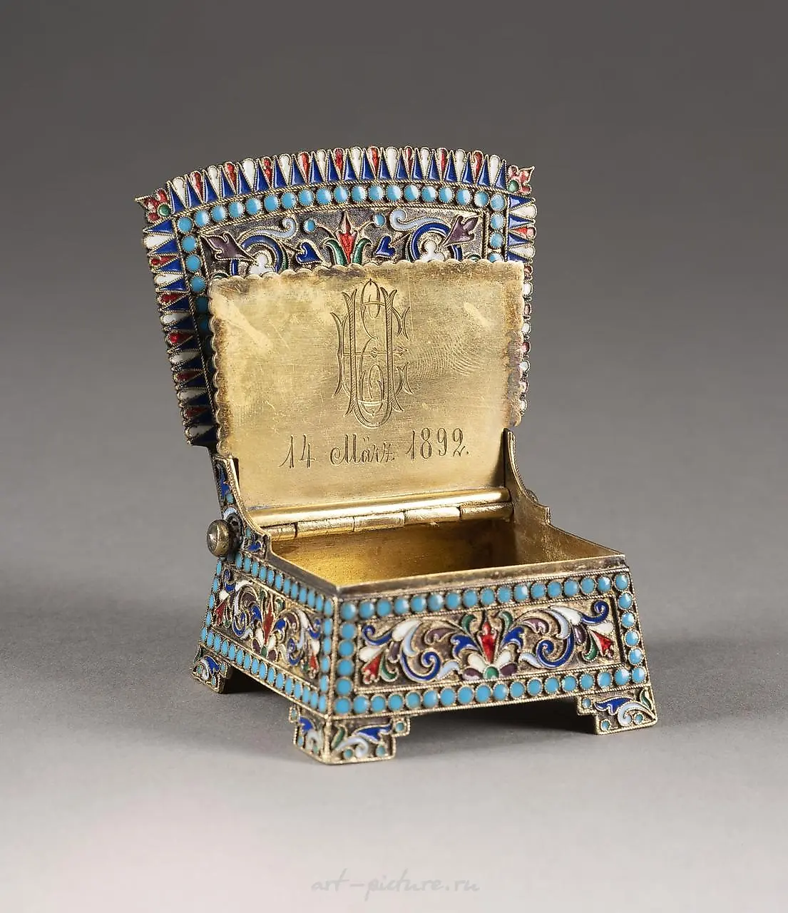 A SILVER-GILT AND CLOISONNÉ ENAMEL SALT CHAIR Russian, M — photo 2