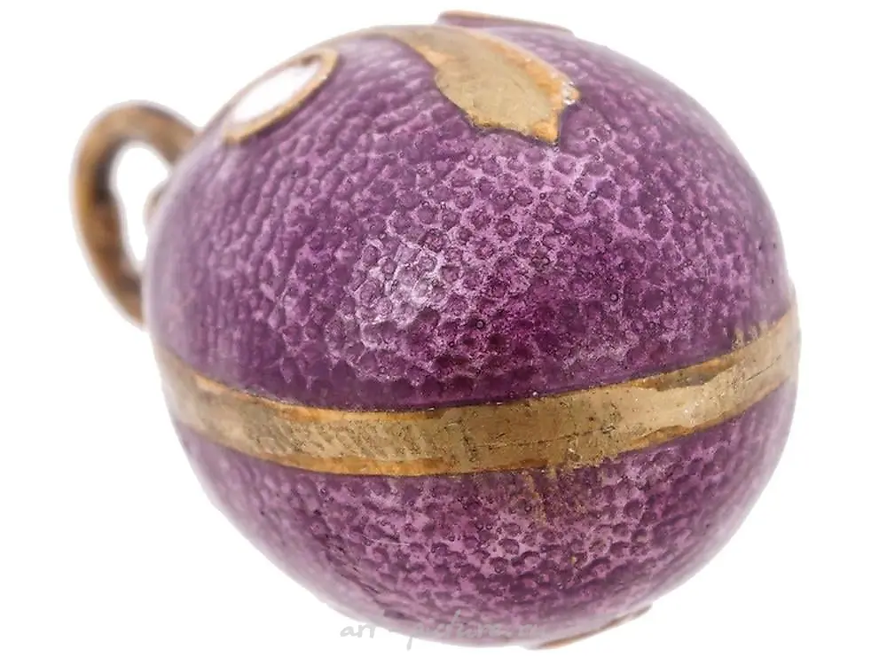 RUSSIAN SILVER GILT GUILLOCHE ENAMEL EGG PENDANT — photo 3