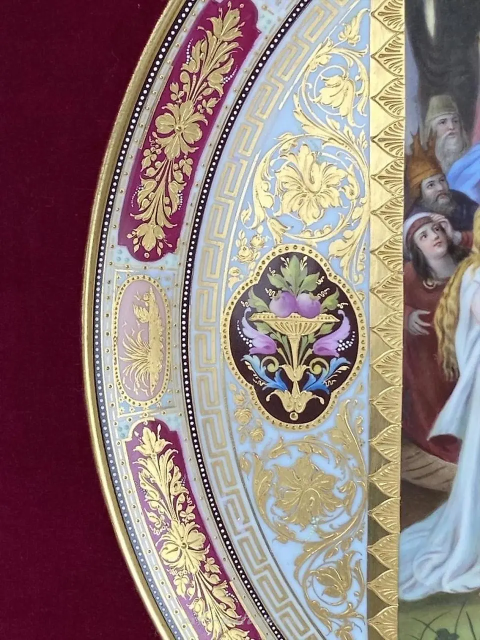 LARGE 19TH CENTURY ROYAL VIENNA CHARGER — photo 6