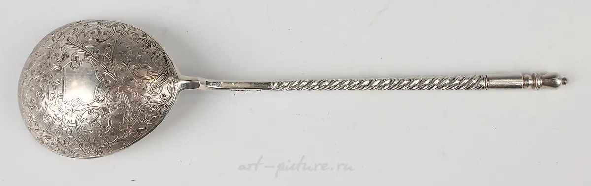 An early 20th century Russian silver spoon, 84 zolotnik, the... — photo 4