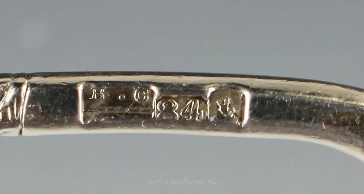 An early 20th century Russian silver spoon, 84 zolotnik, the... — photo 2