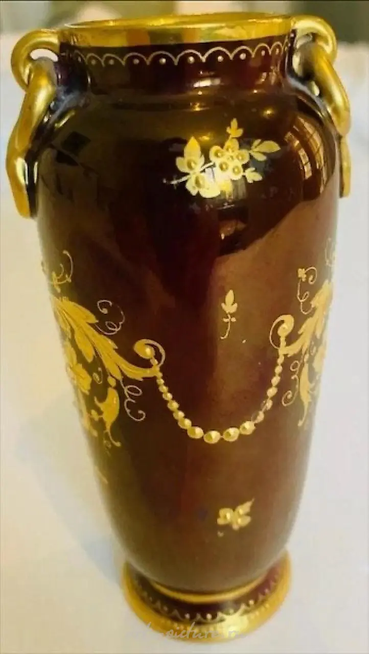 ROYAL VIENNA PORTRAIT VASE — photo 2