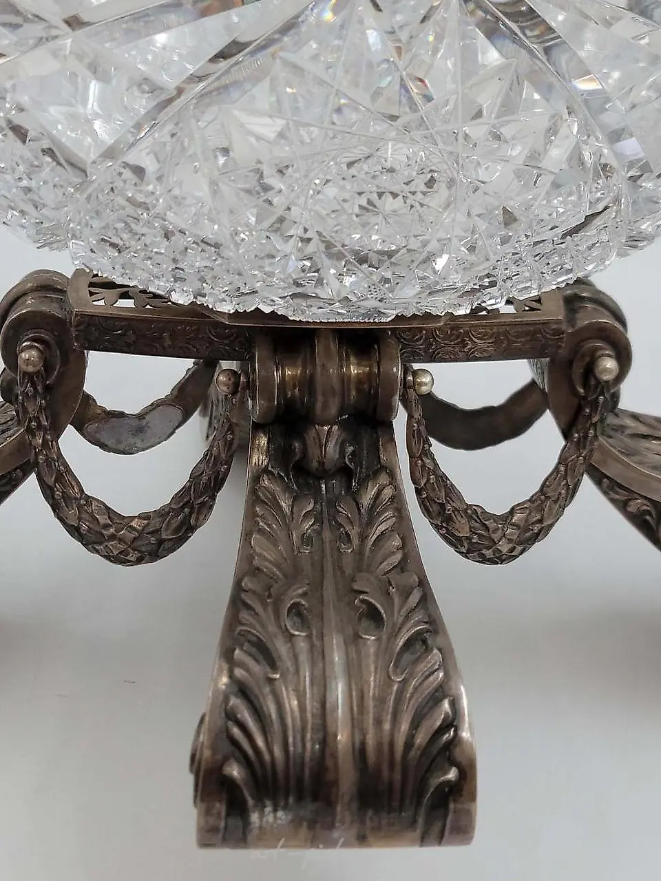 Крупная серебряная посуда Tiffany and Co. XIX века — фото 3