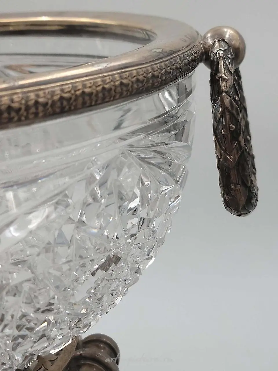 Крупная серебряная посуда Tiffany and Co. XIX века — фото 6