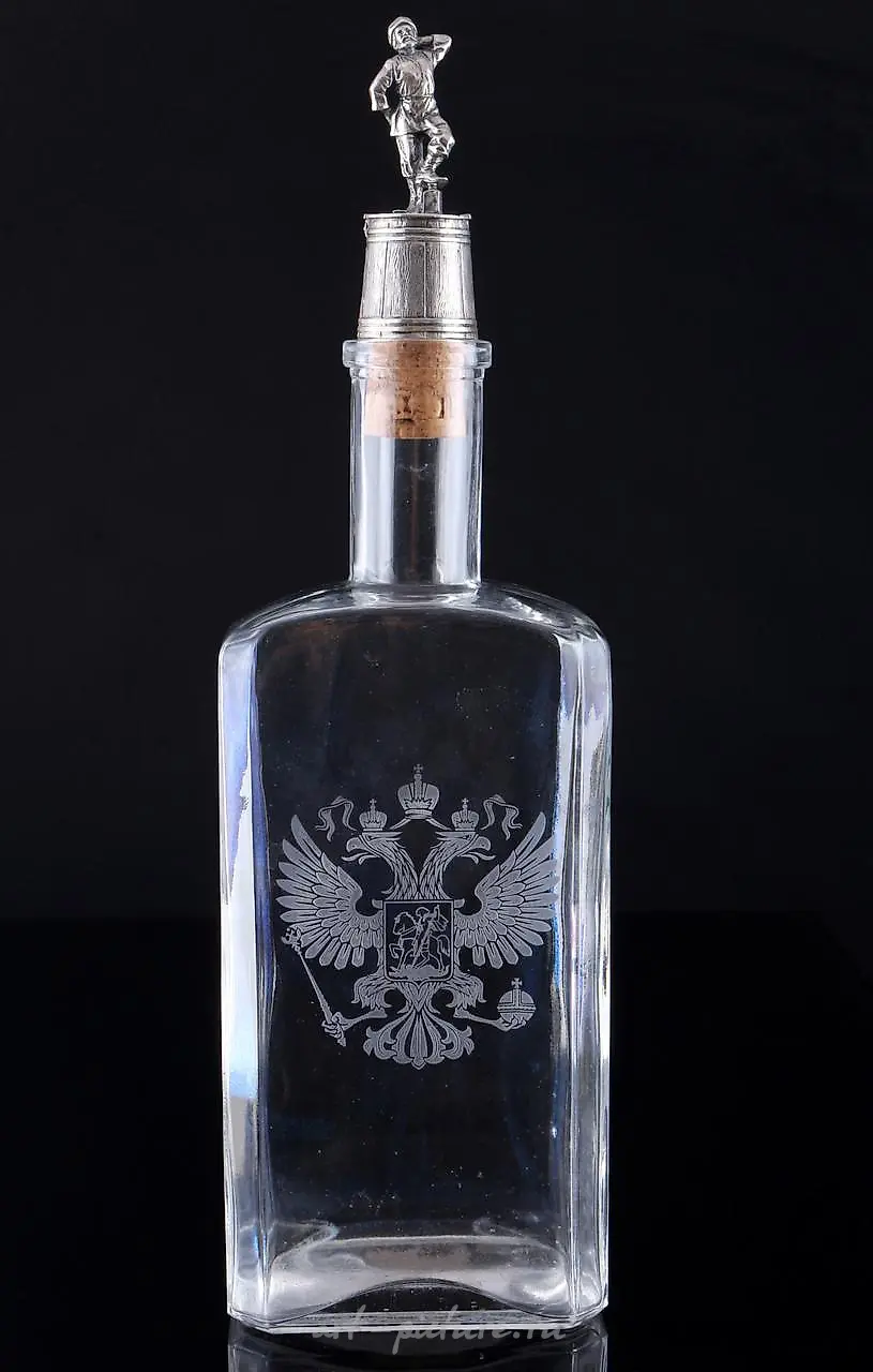 Russian 84 zolotniki silver carafe with double-headed eagle,...